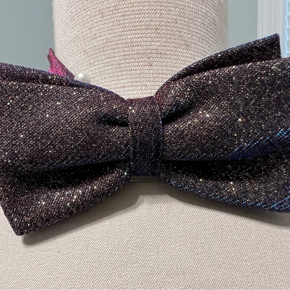 Beautiful prom dress size 4. Comes with matching bow tie - Picture 6 of 6